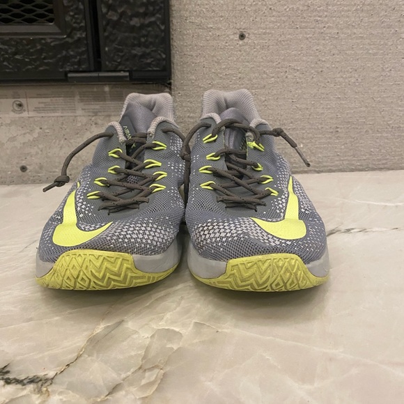 Green grey Nike air max infuriate size 7Y - Picture 3 of 11